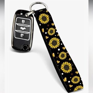 🆕 Sunflower Black Wristlet Keychain